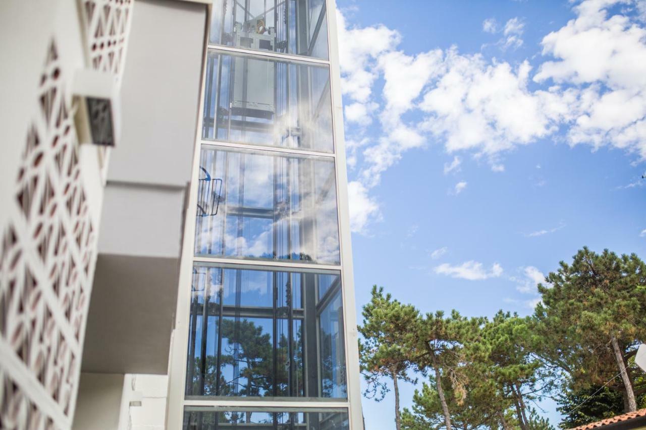 Hotel Meuble Zenith Lignano Sabbiadoro Exteriör bild